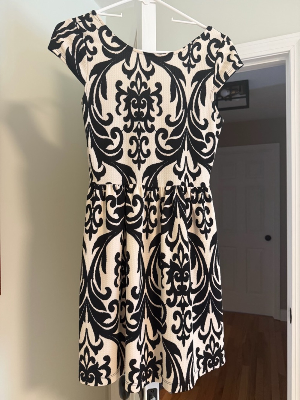 Francesca's Collections Black and Cream Patterned A-Line Dress